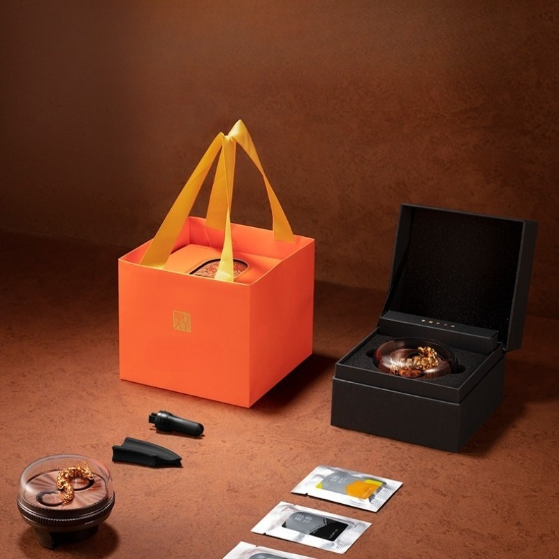Profumatore per Auto Dinamico  - Perfume Is Fragrance World recensione e prezzo
